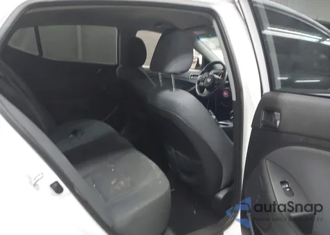 2015 Kia Optima Lx z USA, uszkodzony, nr VIN 5XXGM4A78FG497554